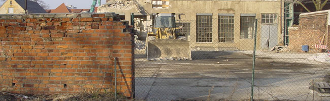 Fotoreihe 04 - Abriß eines Industriegebäudes in der Wernerstraße_03
